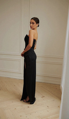 Venus Black Skirt